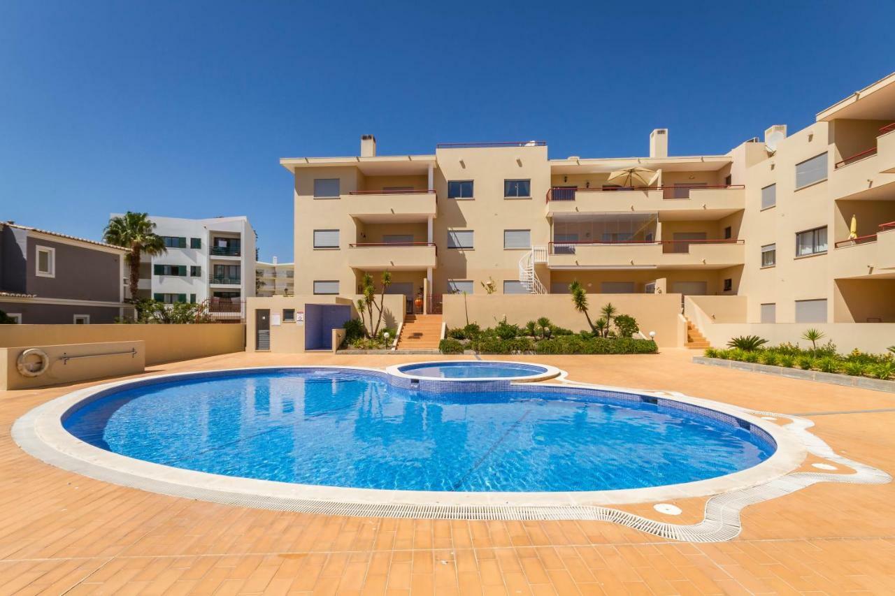 The Hoffy Beach Apartment Лагос Екстериор снимка