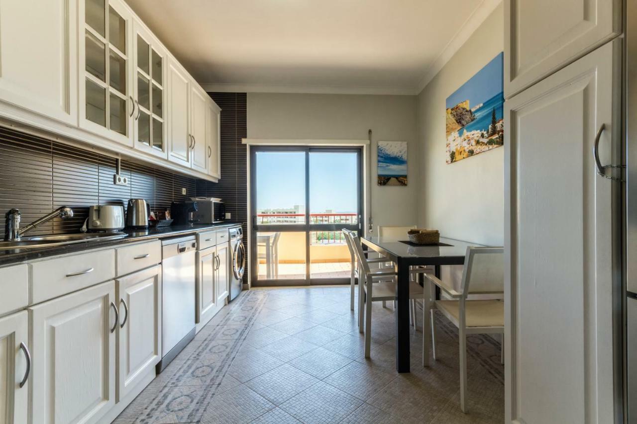 The Hoffy Beach Apartment Лагос Екстериор снимка